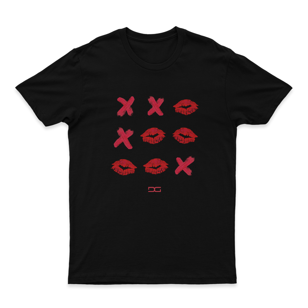 Unique black graphic tee red lips